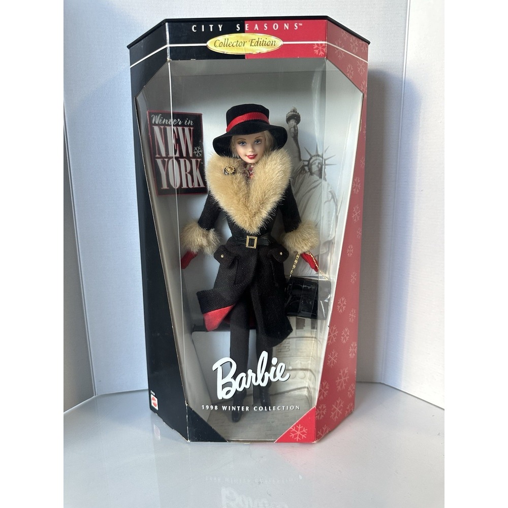 Winter In New York Barbie Doll City Seasons Winter Collection 1998 #19429 NIB